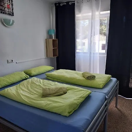 Hostal Residencia Orsi Hostel *