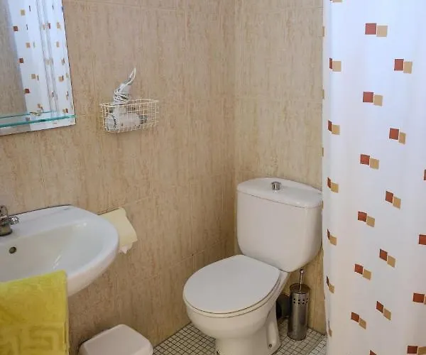 Hostal Residencia Orsi אכסניה