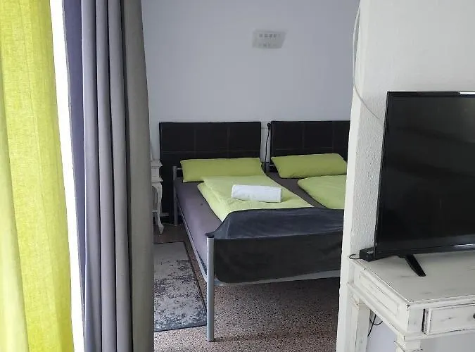 Residencia Orsi 旅馆 *