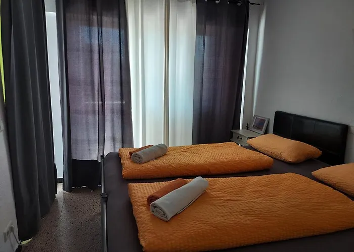 Residencia Orsi * 埃尔阿雷纳尔