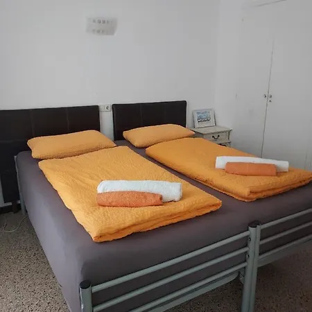 Residencia Orsi ホステル