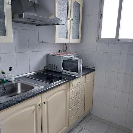 Residencia Orsi ホステル エル・アレナル