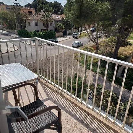 ホステル Residencia Orsi エル・アレナル