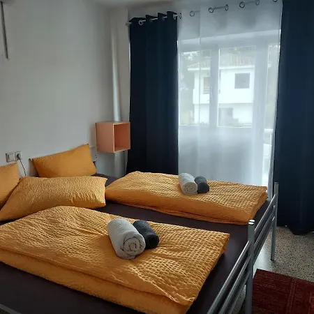 Residencia Orsi ホステル エル・アレナル