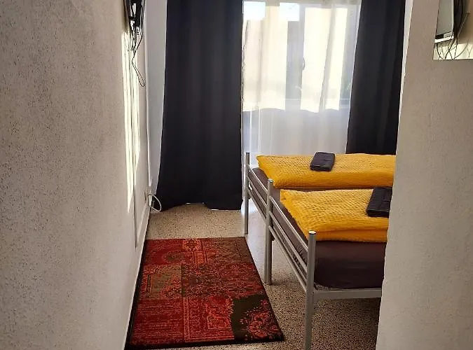 Residencia Orsi ホステル