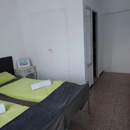 Хостел Hostal Residencia Orsi