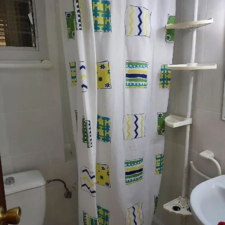 אכסניה Hostal Residencia Orsi