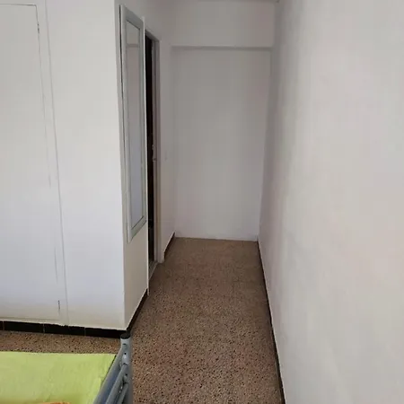 Hostal Residencia Orsi * אל ארנל
